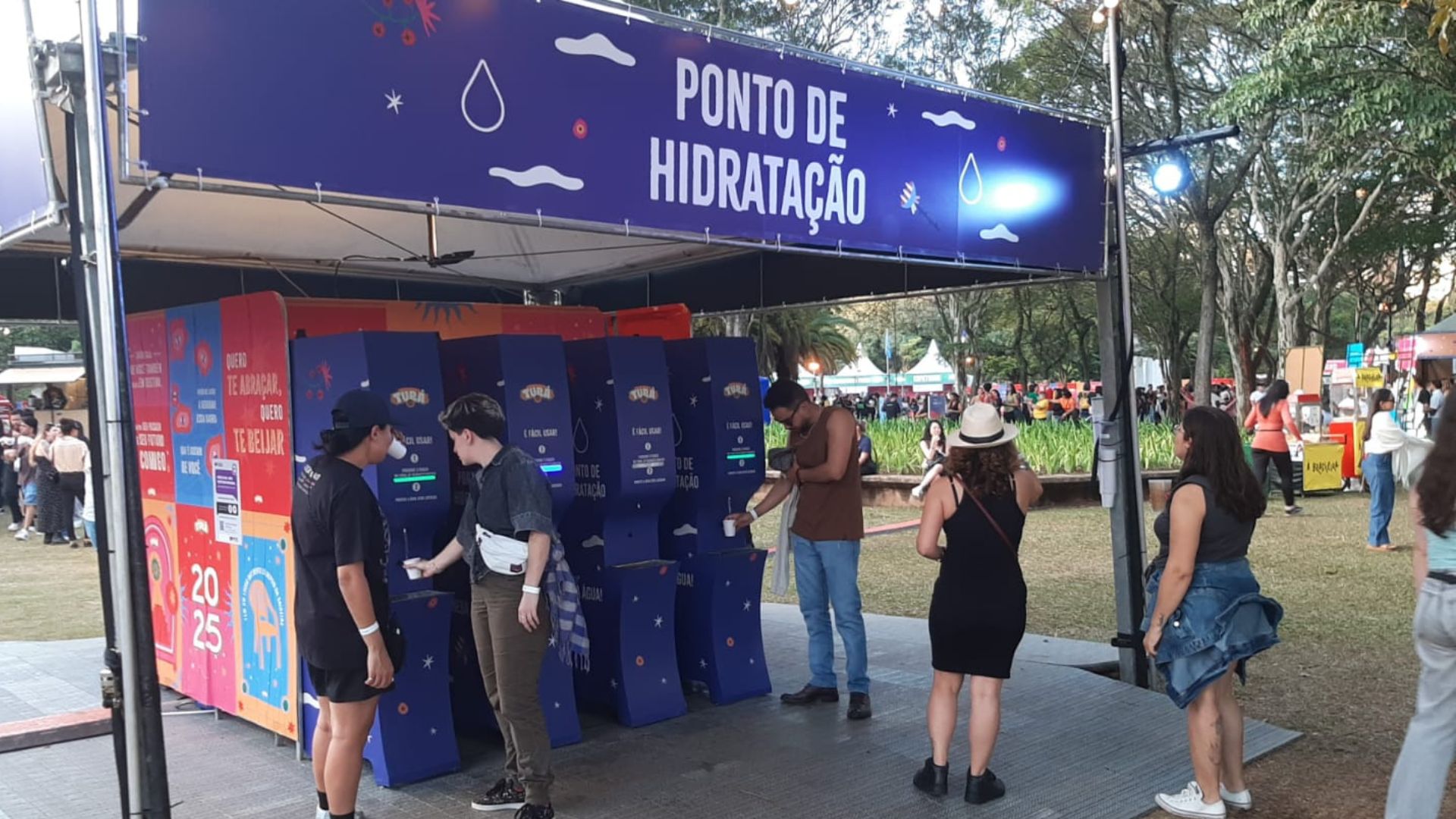 Decreto 13.109/2026: água gratuita em eventos agora é obrigatória. Entenda as regras